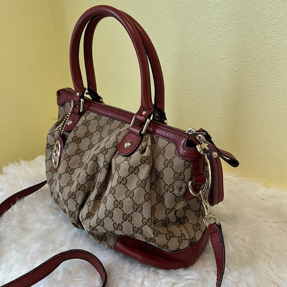 💯Authentic Gucci Canvas Brown and Red Women's Bag🍀 - Picture 5 of 15